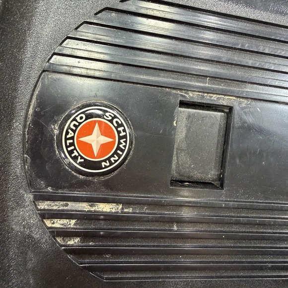 Schwinn Black Bike Package Carrier Rear Rack - Picture 2 of 9